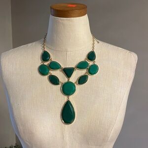 New bib style tier drop layer statement necklace. Green and gold w/ extension